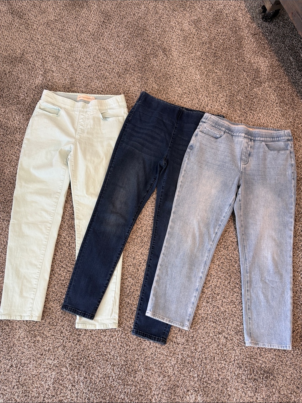 SOFT SURROUNDINGS ULTIMATE DENIM PULL ON Jeans Bundle of 3 two Blue one Green